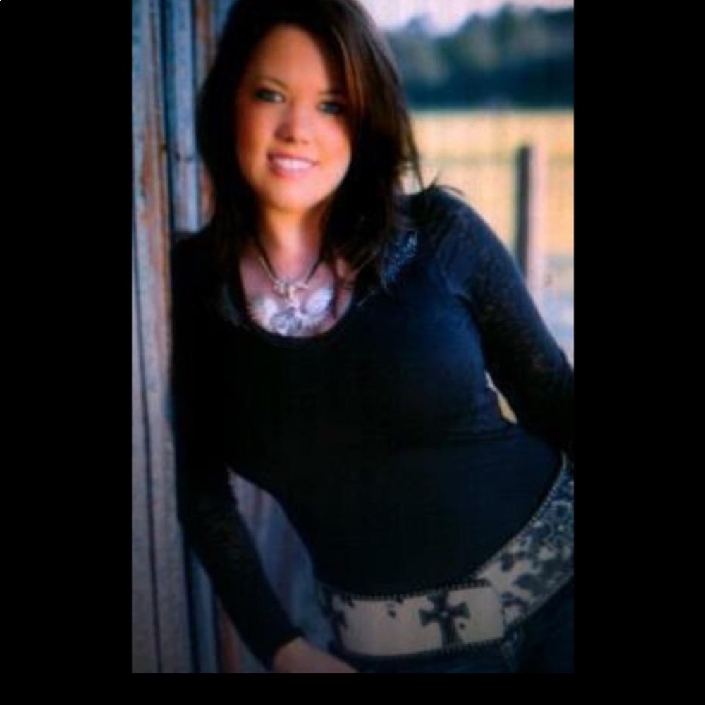 Women’s Large Cowhide Belt.